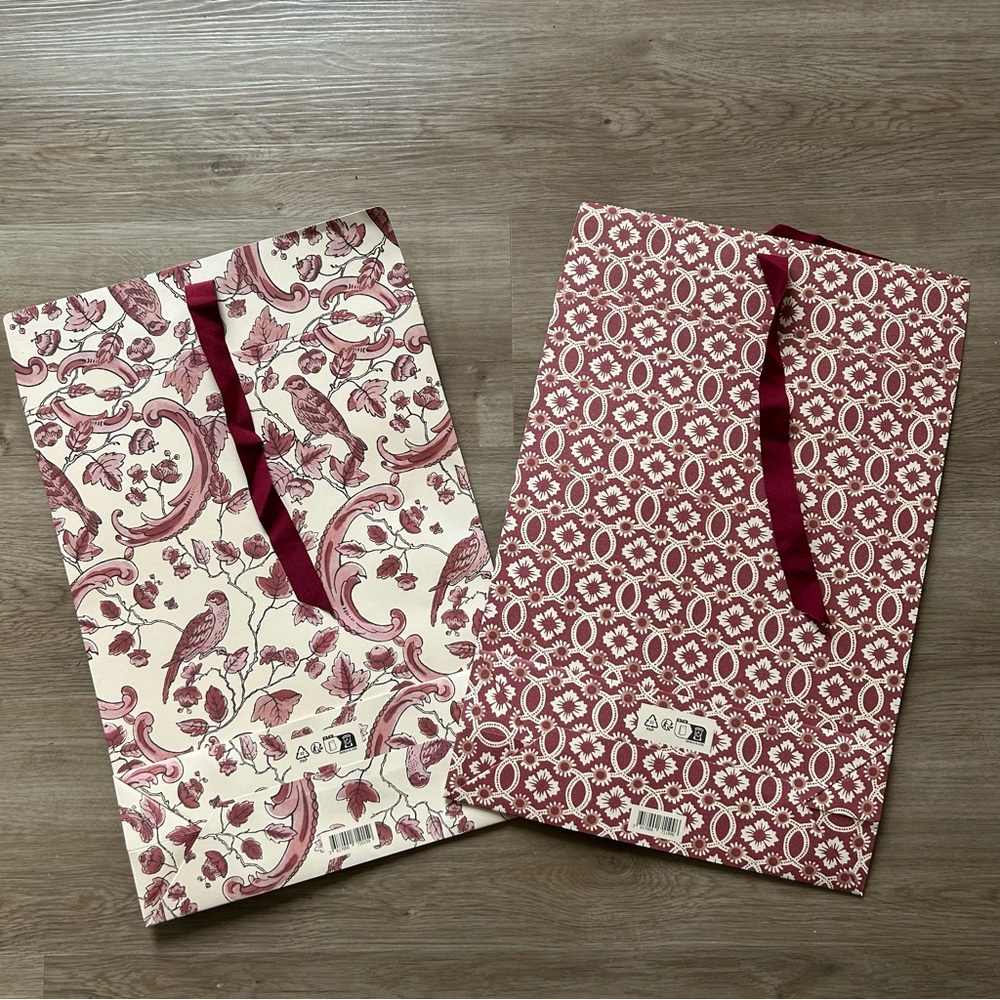 Sézane set of two Red and Cream Gift Bags - Picture 2 of 4